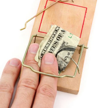 Quero resgatar um investimento, mas o banco não deixa! Isso pode?