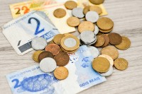 Novo salário mínimo de R$ 954 entra em vigor nesta segunda-feira