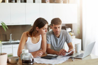 Investimento para casais: 5 dicas para a independência financeira