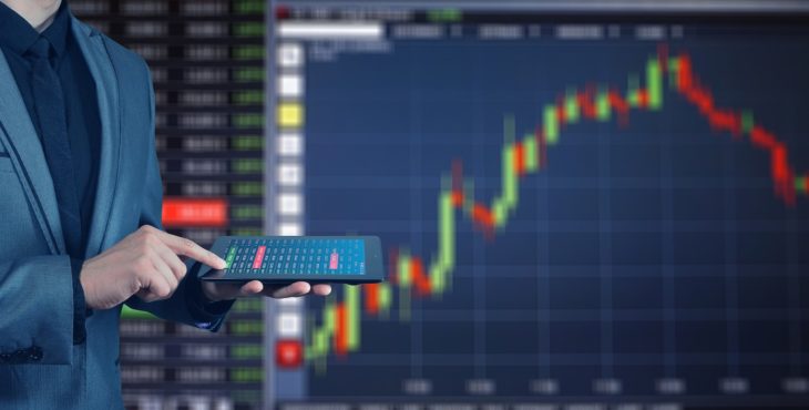 Ibovespa abre em baixa de 2% e segue caindo quase 5% nesta quinta-feira