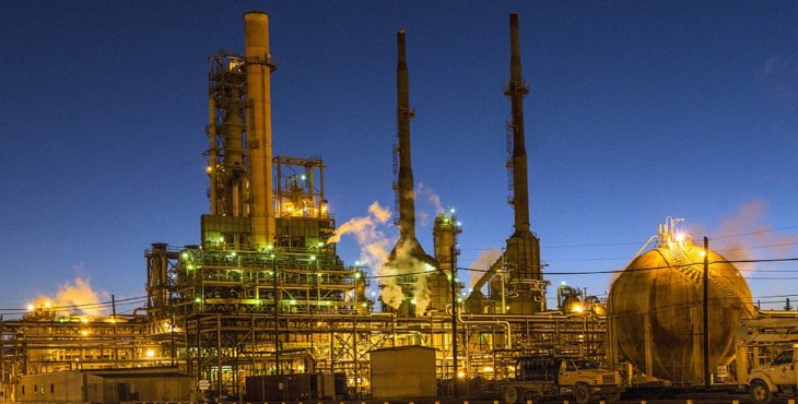 Ações da Braskem avançam 18% com notícia de negociação para venda da empresa