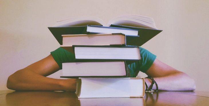 Aprendizagem self-service: como estudar e aprender sozinho?