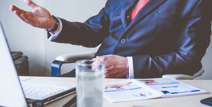 Tipos de chefe: como impactam os negócios e como lidar com cada tipo