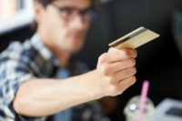 6 dicas para usar o cartão de crédito com vantagens e inteligência