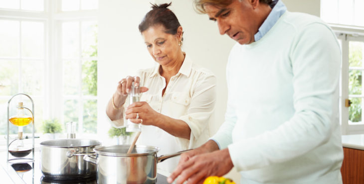 O que fazer para ganhar dinheiro em casa em tempos de crise?