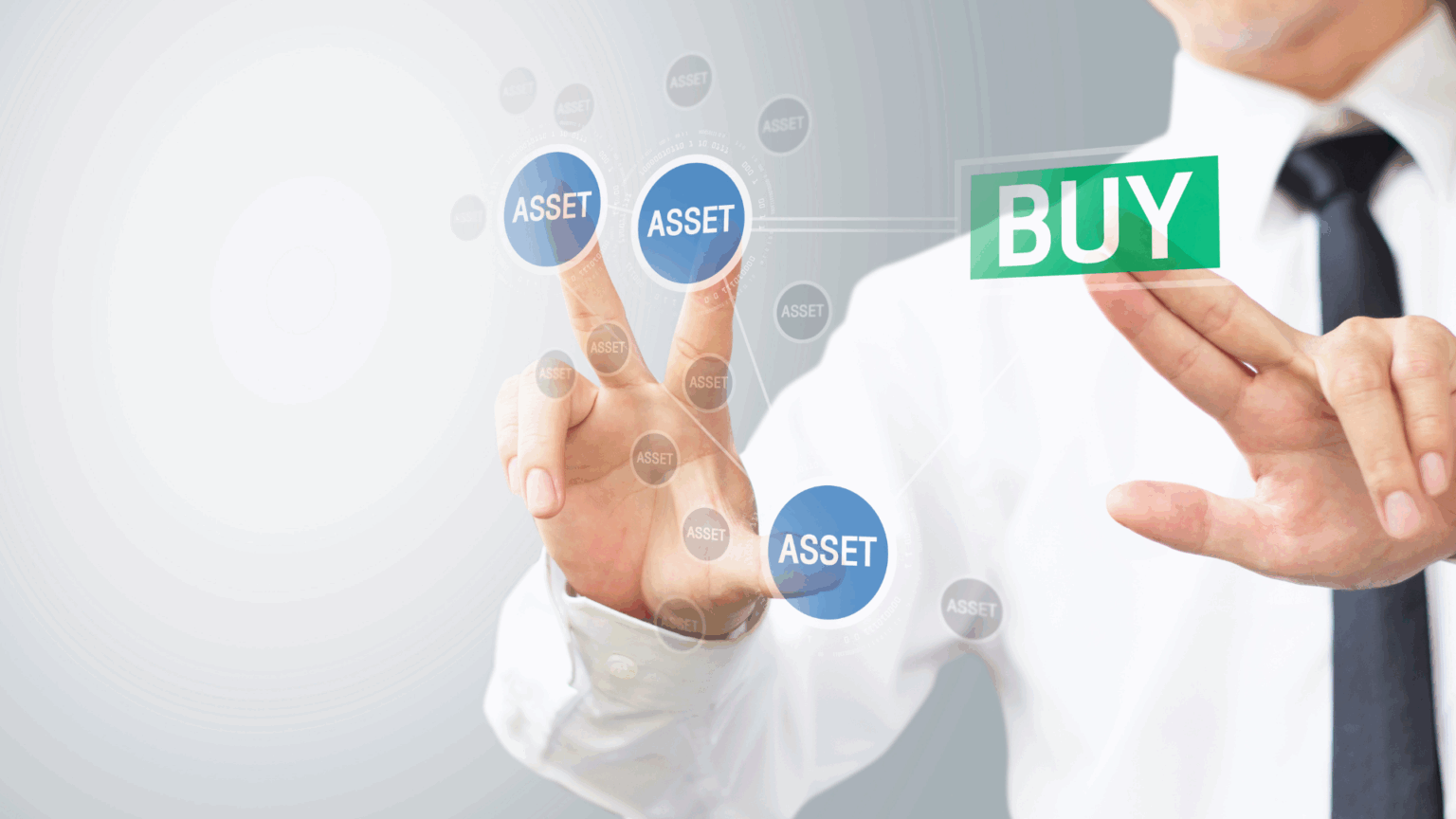 Investir em fundos ou comprar os ativos: qual a melhor opção?